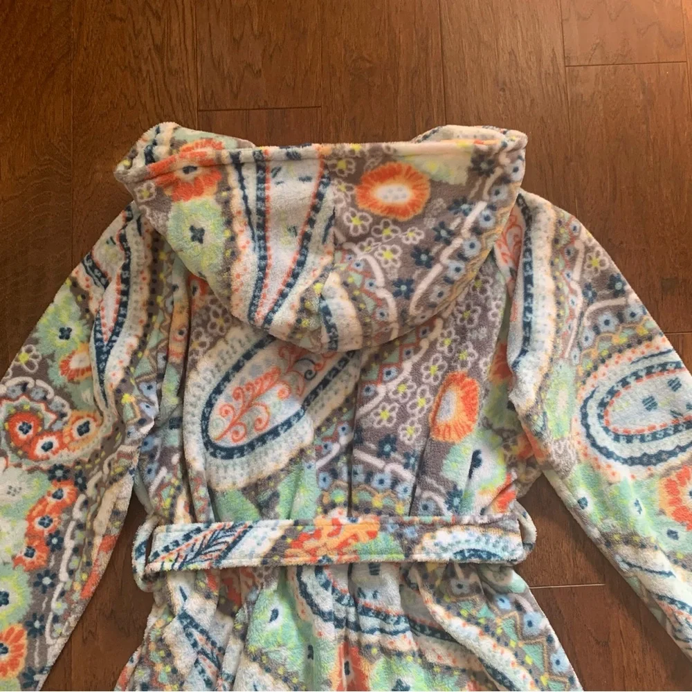 Vera Bradley reposhing this